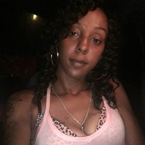 Meet your Posher, Tonya